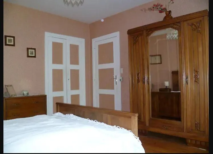 Maison Sur Rhue Villa Egliseneuve-d'Entraigues 0*,  France